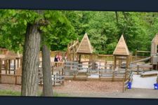 Photo of Nay Aug Photo of Nay Aug