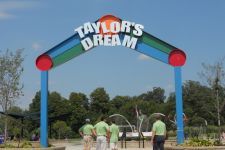 Logo for Taylor’s Dream Logo for Taylor’s Dream