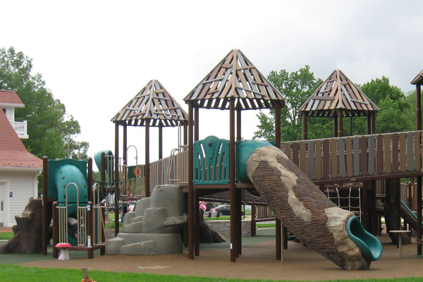 Billy S Playground Chessie S Big Backyard 2 5 Web Accessible