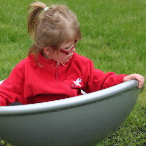 The bowl is at an angle of 14 degrees which has two key benefits: First of which is for ease of access, allows children to sit comfortably upright and secondly at this angle a child only needs to tilt their body slightly to get the bowl moving. Which means no need to wait for a friend or family member to push you round.
This little bowl has ample room for 1-2 users 